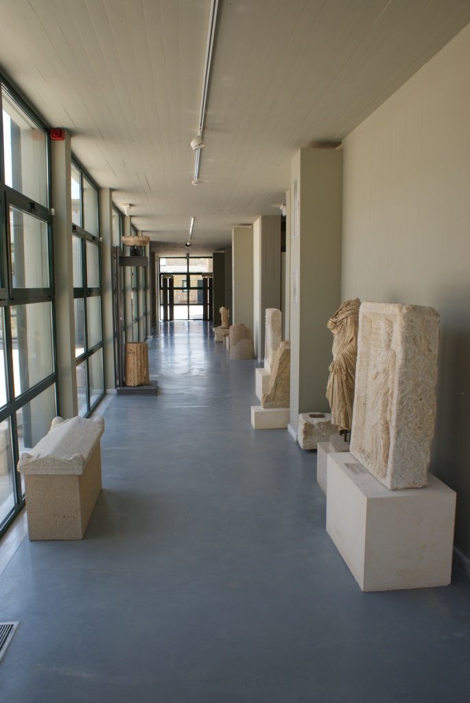 Εκθεσιακός διάδρομος μουσείου Ήλιδας